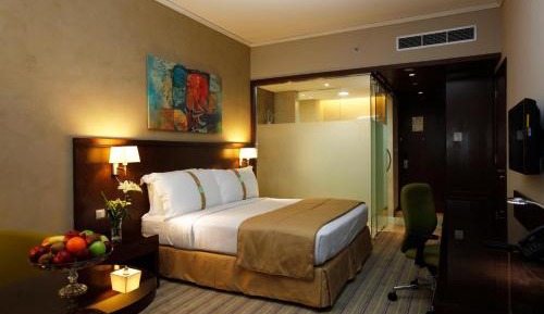 Deluxe King Room - Non-Smoking
