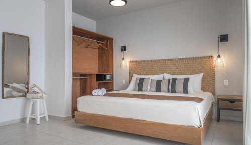 Superior King Room