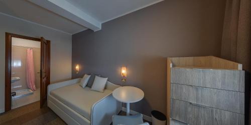 Large Suite