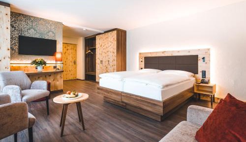 Modern Superior Room