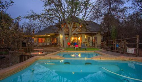 Six-Bedroom House (Umdani)