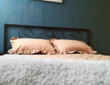 Standard Double Room with Shared Bathroom