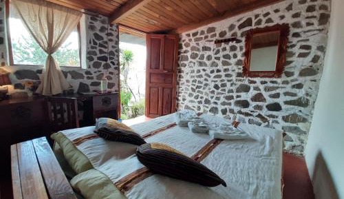 Standard Double Room with Shared Bathroom