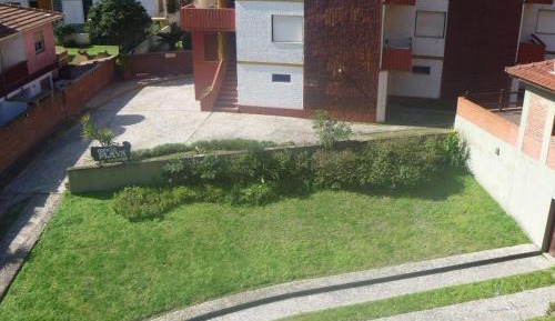 Apartment with Garden View