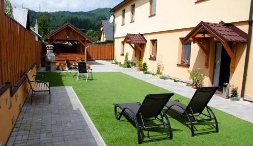 Quadruple Room with Private Bathroom