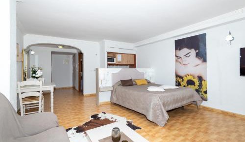 Studio Apartment with Side Sea View