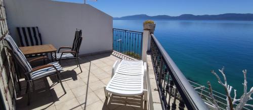 Studio with Sea View