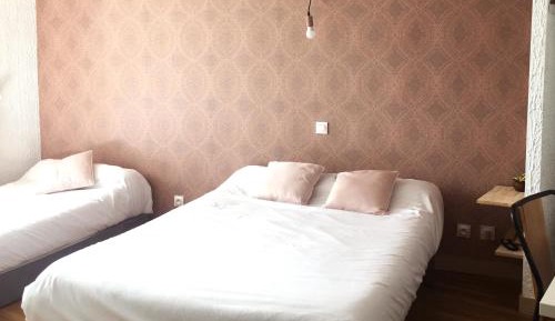 Triple Room with Private Bathroom