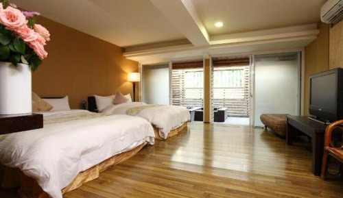 Classic Quadruple Room