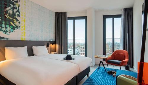 Standard Double Room with City View