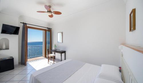 Standard Double Room with Sea View