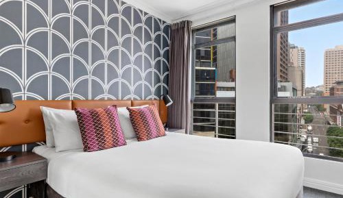 One-Bedroom Apartment with One Queen Bed