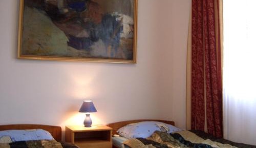 Apartment (2 Adults)