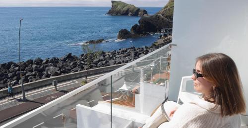 Deluxe Double Room with Balcony and Sea View