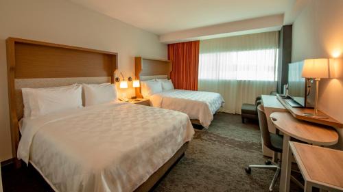 Standard Room with Two Queen Beds