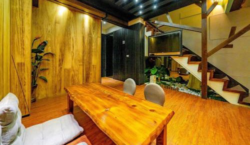Four-Bedroom Holiday Home