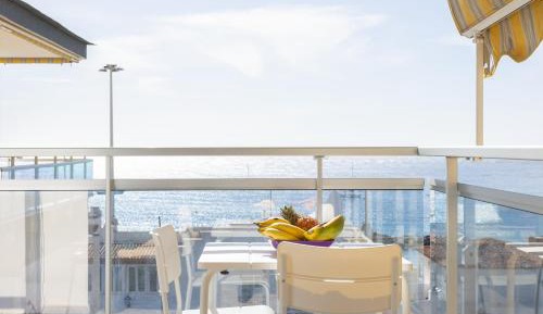 Apartment with Sea View