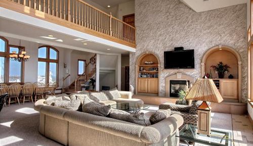 seven bedroom holiday home 