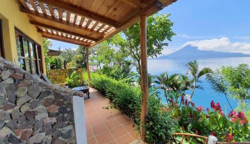 Bungalow - Water Front 