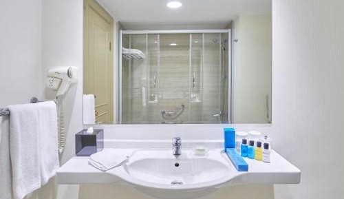 Junior King Suite