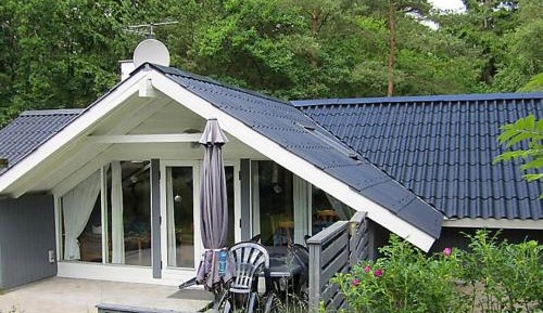 Three-Bedroom Holiday Home 