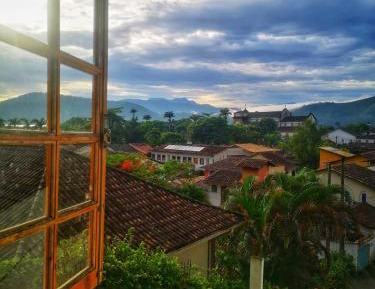 Standard Suite with Mountain View