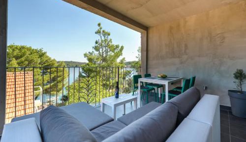 Apartment with Sea View