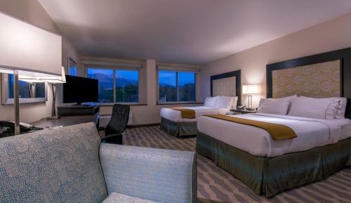 Standard Room with Two Queen Beds
