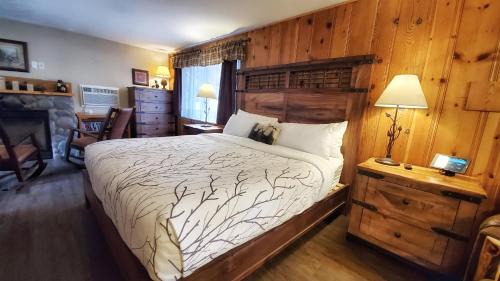 Luxury Cabin with River View