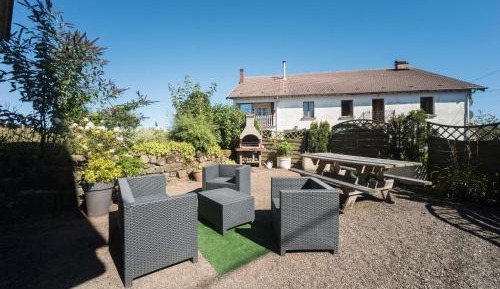 Three-Bedroom Holiday Home 