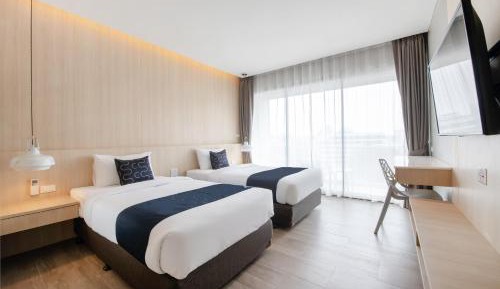 Deluxe Twin Room with Sea View