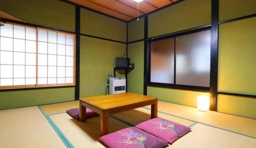 Japanese-Style Room