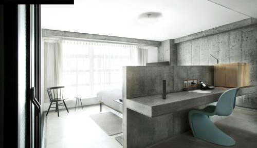 Black Premier Room
