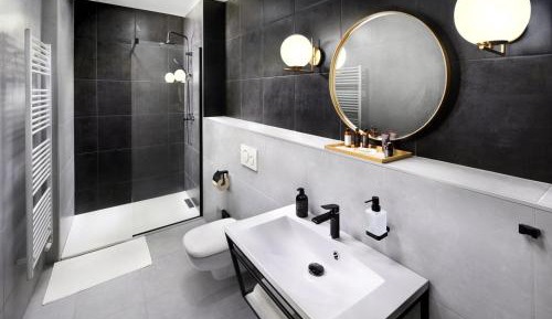 Triple Room with Historical square view