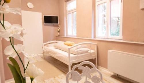 Quadruple Room with Private Bathroom