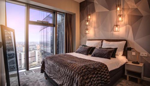 One-Bedroom Suite