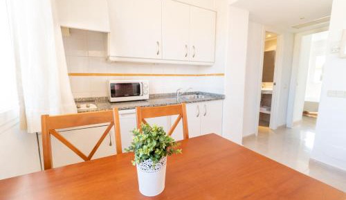 Apartment with Garden View