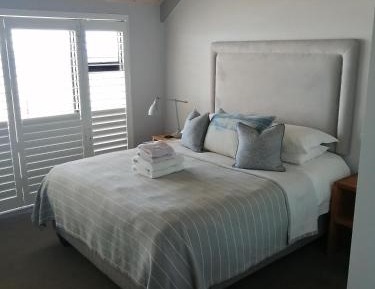 Deluxe Double Room with Balcony and Sea View