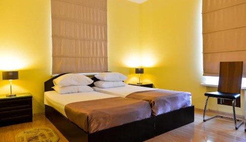 Double or Twin Room with City View