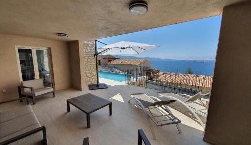 Apartment with Sea View