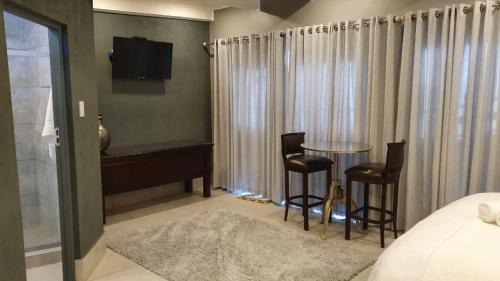 Superior Deluxe Double or Twin Room 