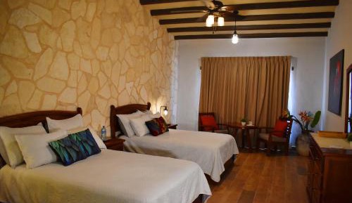 Standard Twin Room with Garden View