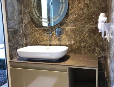 King Suite with Sea View