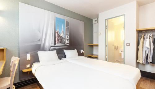 Classic Quadruple Room