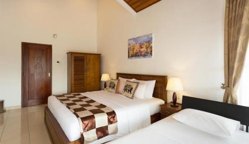 Triple Room with Balcony