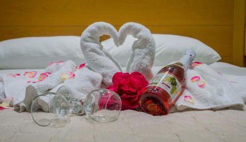 One-Bedroom Apartment (2 Adults)