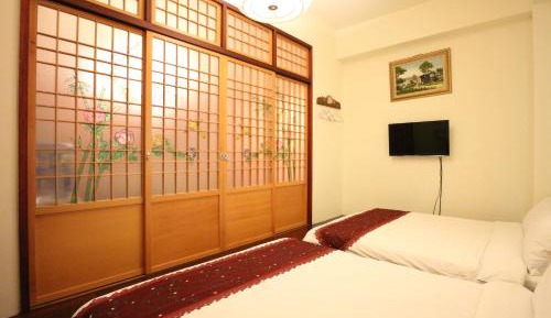 Quadruple Room with Private External Bathroom