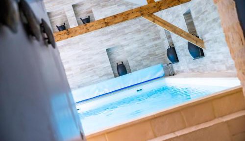 Chambre Double Standard avec Bain, accès gratuit à la piscine et au SPA