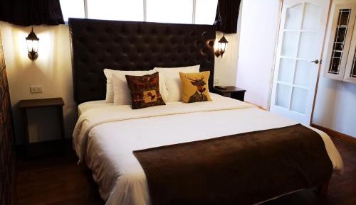 Apartment with Garden View