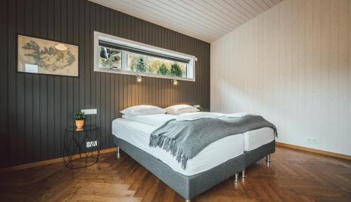 Twin Room with Private Bathroom